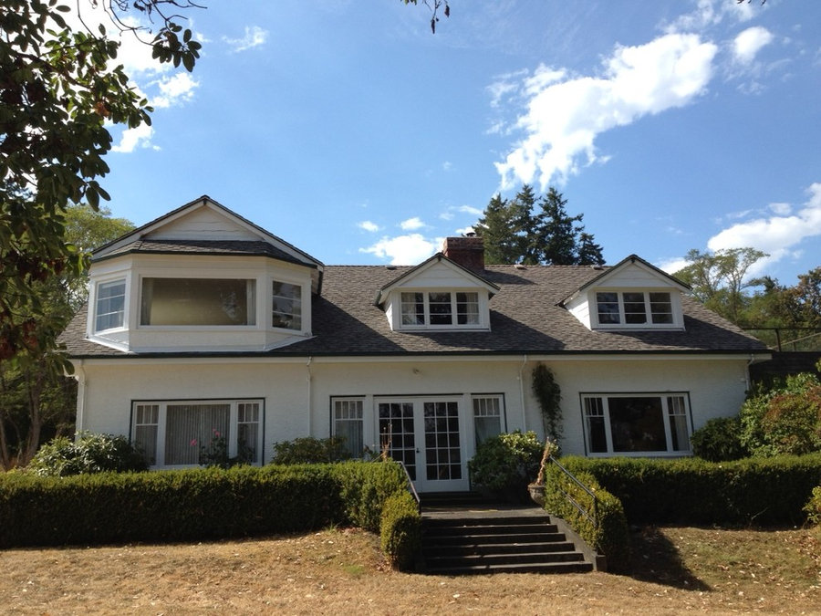 Specialty Shingle Roofs
