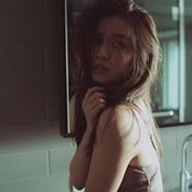 新田玲奈s billede