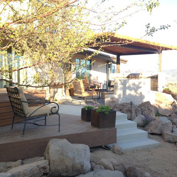 Arbors, Decks & Other Features in the Landscape