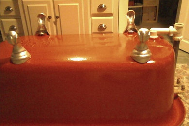 CAST IRON BATHTUB