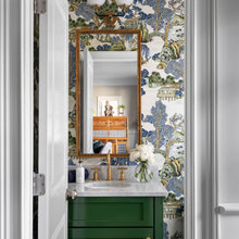 Waldorfs Powder Room
