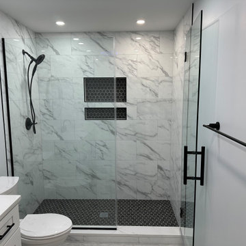 Fairfax Bath - Black and White Theme