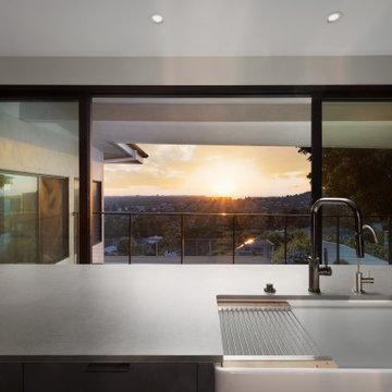 Modern Minimalist Home Featuring Japanese Styling in Tustin Hills