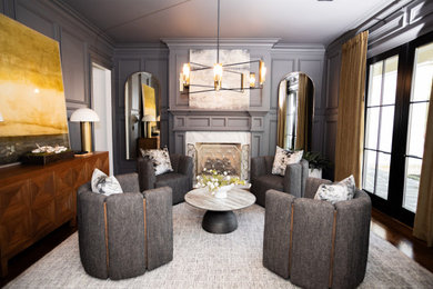 Living room photo in Atlanta