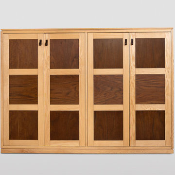 Low contemporary-style wardrobe, ideal for attic spaces or rooms with low ceilin