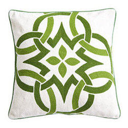 CELTIC KNOT PILLOW - GREEN - Decorative Pillows