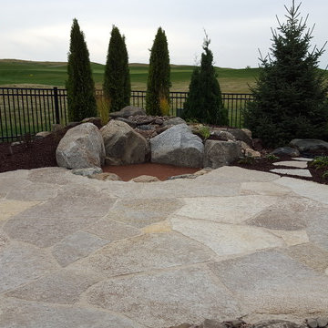 Flagstone Patio & Backyard Fire