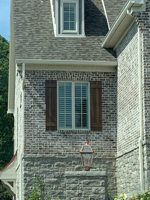 Old Savannah Grey Brick And Windows