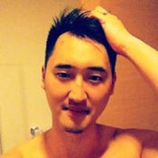 Aden Wangs foto