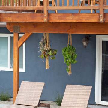 Rustic Modern Outdoor Entertainment Retreat