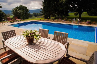 Example of a classic pool design in Philadelphia