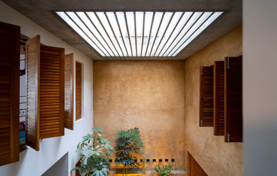 India Houzz Tour: A Home of Endless Windows and an Earthy Palette