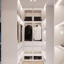 Walk in Closet - Laundry