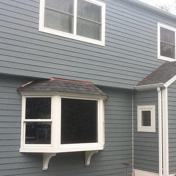 7 1/4" HardiePlank Smooth Boothbay Blue, Smooth Arctic White Trim