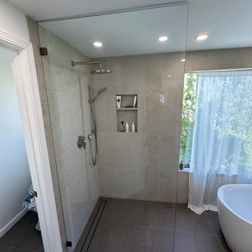 Los Altos Master Bathroom
