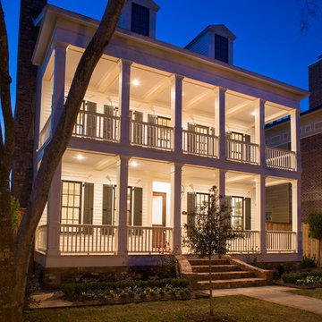 833 Waverly