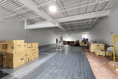 Inspiration for an industrial garage remodel in Chicago