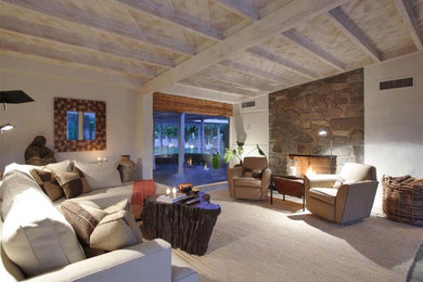 Inspiration for a coastal living room remodel in Detroit