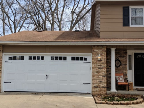Complimentary Exterior Paint Color For Varigated Brick