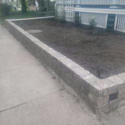 Retaining wall & landscape bed - Products