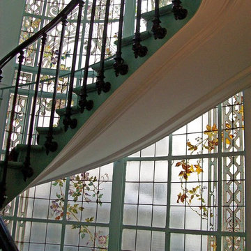 Stained glass Restoration by France Vitrail International