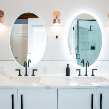 Castle Rock Master Bathroom