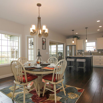 Millies Model, Waunakee