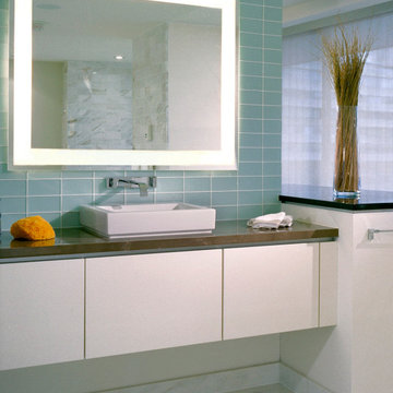 Electric Mirror INT-4236 Integrity 42 x 36 x 1.75 Lighted Mirror