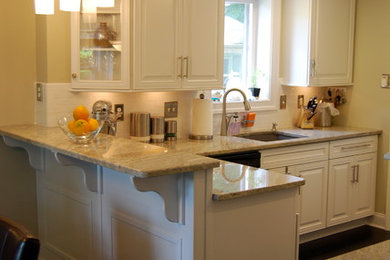 Elegant kitchen photo in Philadelphia