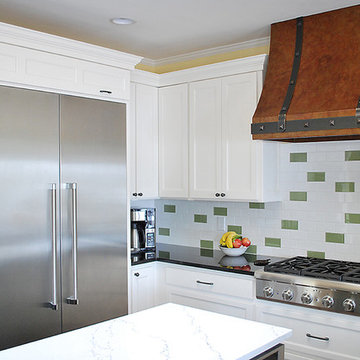 Pie-cut cabinet door closed