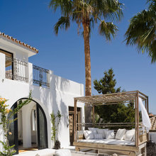 Bay - Outdoor