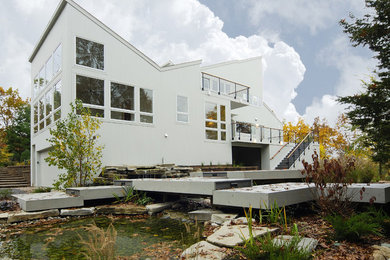 Contemporary two-storey white exterior in Detroit.