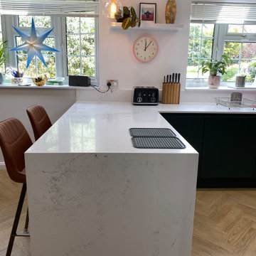 Handleless Green Kitchen
