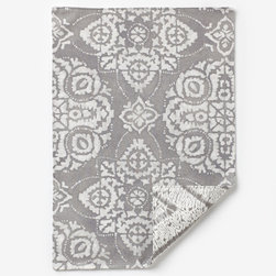 Gray Medallion/Tie Dye Placemat - Dinnerware