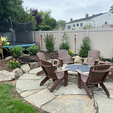 Nicolock Fire Pit with Irregular Blue Stone