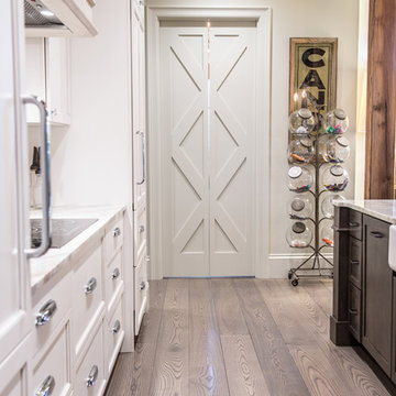 Town & Country Elegant Farmhouse Custom Home Build