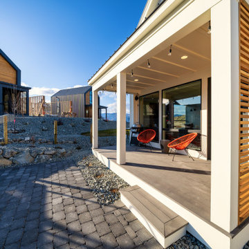 Poolside Cottage