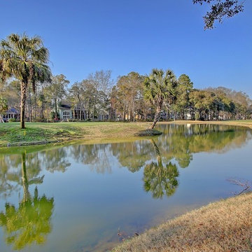 5208 Holly Forest Drive