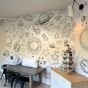 Modern Space-Themed Kids’ Bedroom with Creative Design