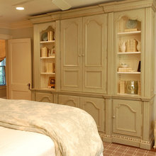 Mom's Bedroom Built Ins