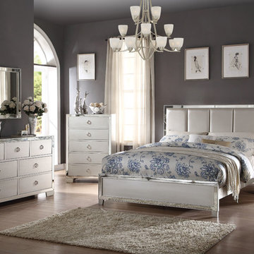 Voeville II Bedroom Set, Platinum