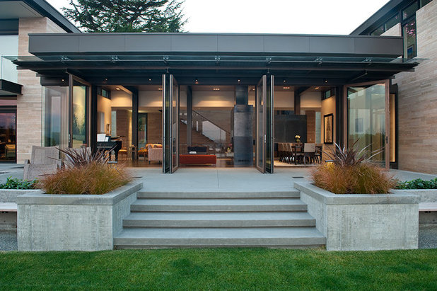 Contemporary Patio by Stuart Silk Architects | Limited PS