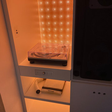 Mid-Century Modern Hollywood Smart House