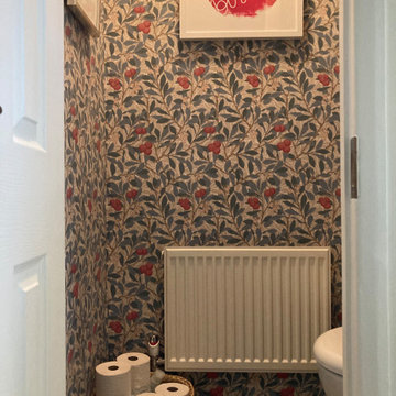 William Morris Wallpapered Bathroom - Fulham