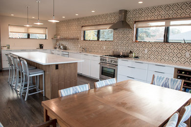 PROSPECT REMODEL