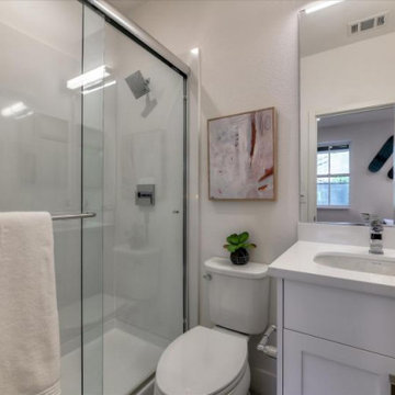 Montecito by SummerHill Homes: Residence 1T Bathroom
