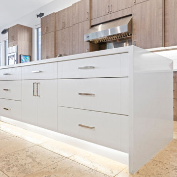 Spacious Modern Kitchen