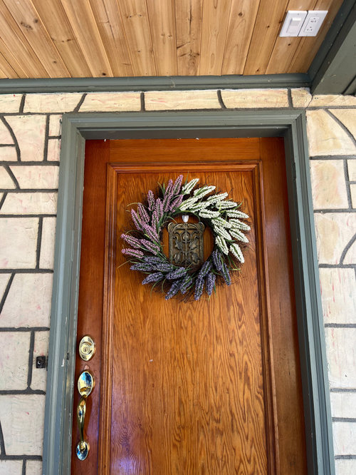 What color to paint gutters/trim and garage door?