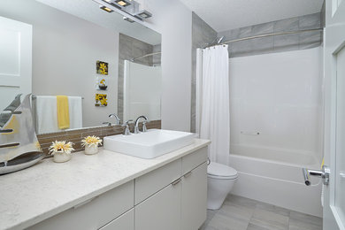 Bathroom - contemporary bathroom idea in Edmonton