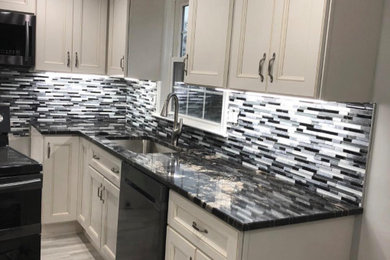 Elegant kitchen photo in Philadelphia